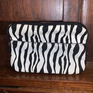 Like New! Travelocity iPad mini /Kindle tablet cover